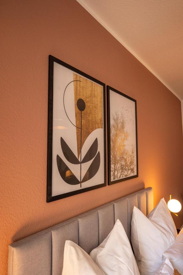 Maremar - Design Apartment - Luxus Boxspringbett - Zentral - Kueche - Arbeitsplatz - Highspeed Wlan 게라 외부 사진