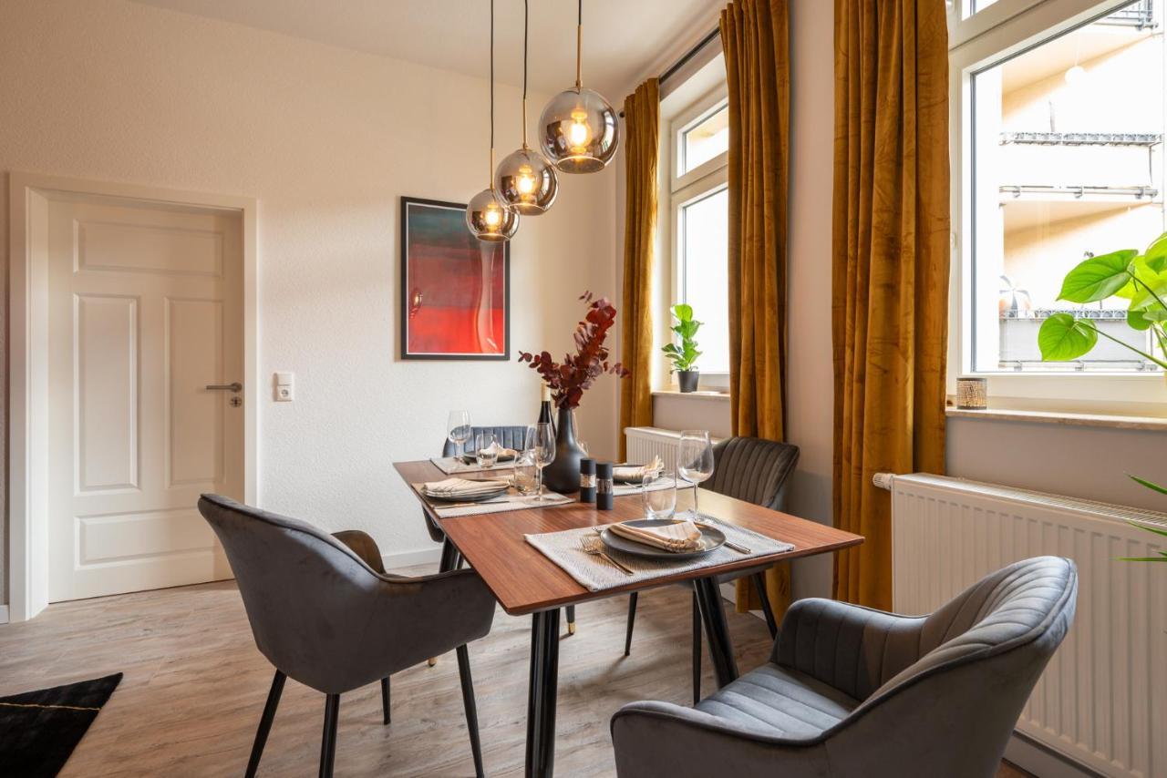 Maremar - Design Apartment - Luxus Boxspringbett - Zentral - Kueche - Arbeitsplatz - Highspeed Wlan 게라 외부 사진